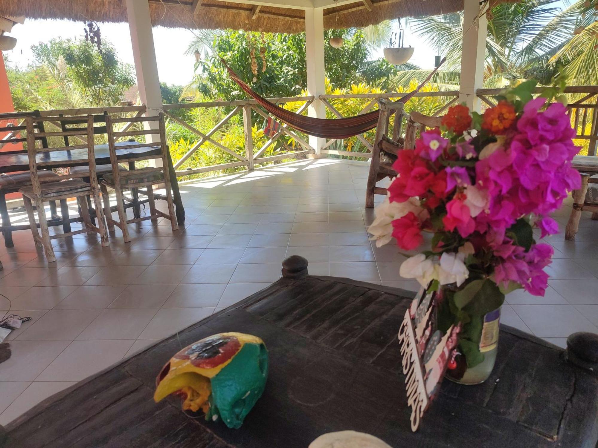 Akine Ti Kasso Piscine Hotel Diembereng Luaran gambar