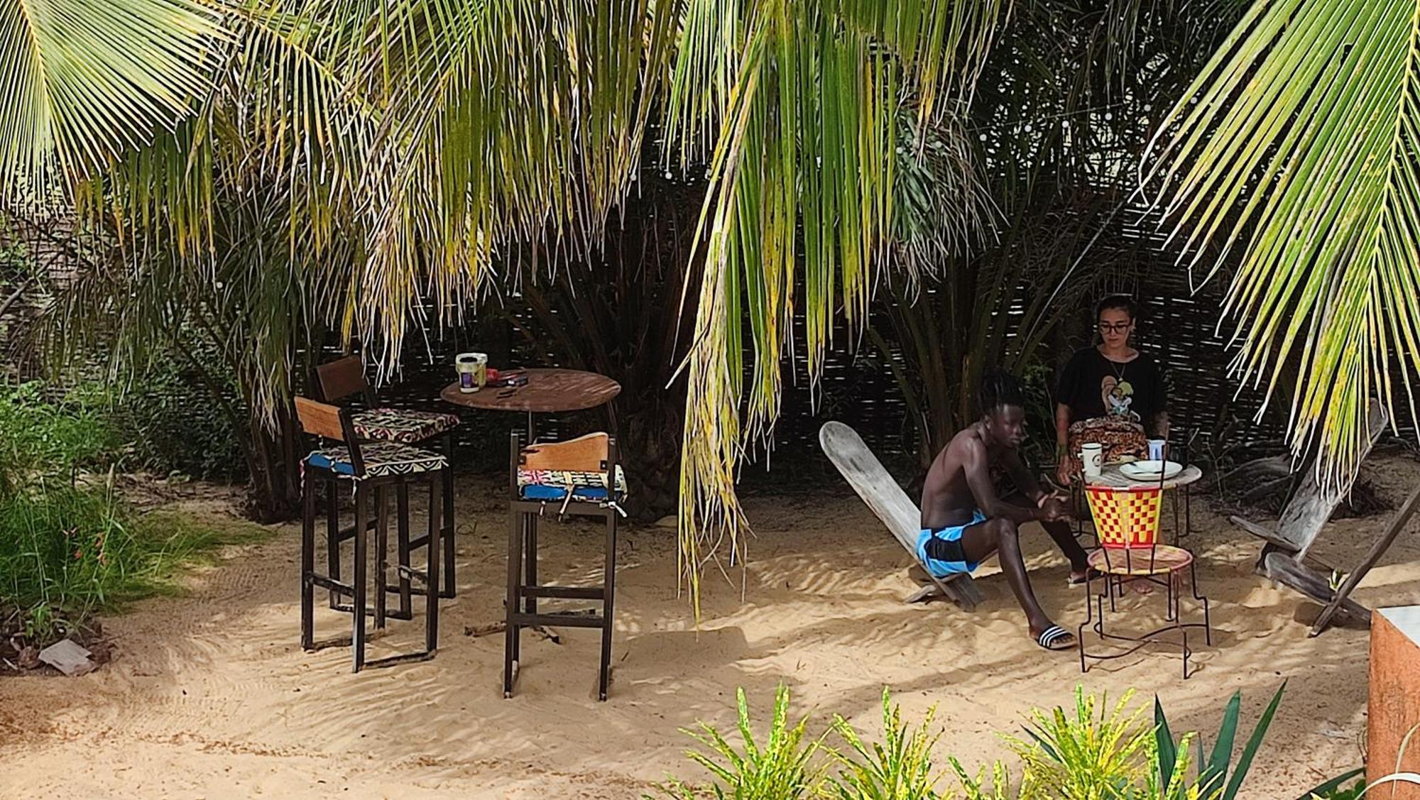 Akine Ti Kasso Piscine Hotel Diembereng Luaran gambar