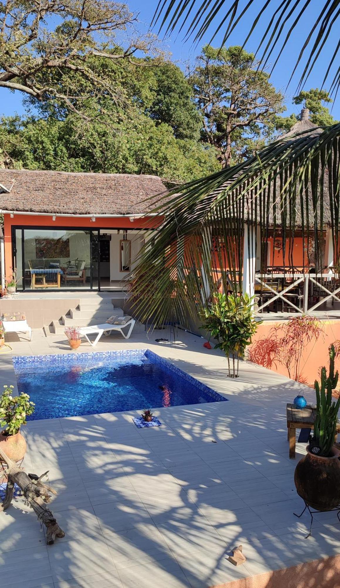 Akine Ti Kasso Piscine Hotel Diembereng Luaran gambar