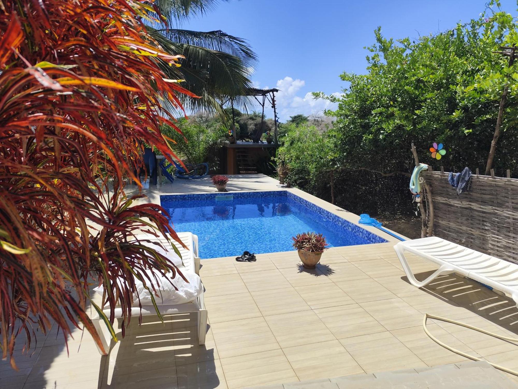 Akine Ti Kasso Piscine Hotel Diembereng Luaran gambar