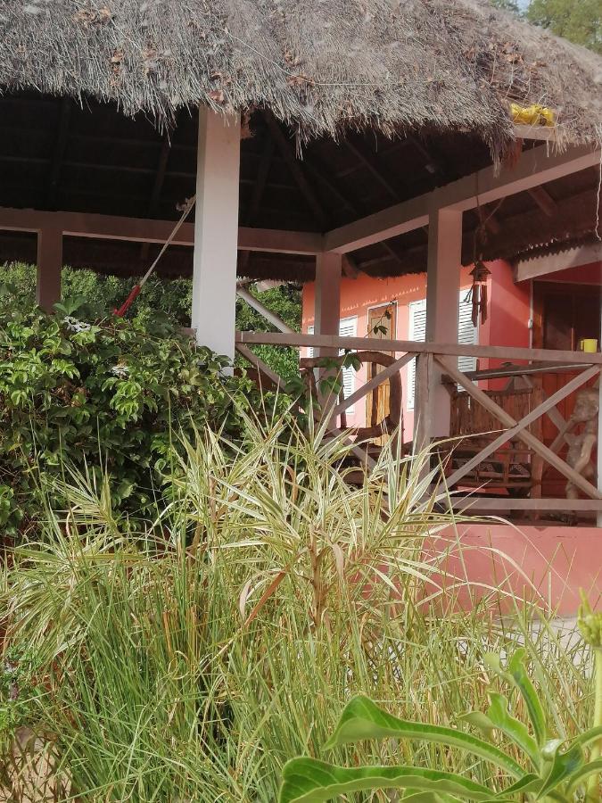 Akine Ti Kasso Piscine Hotel Diembereng Luaran gambar